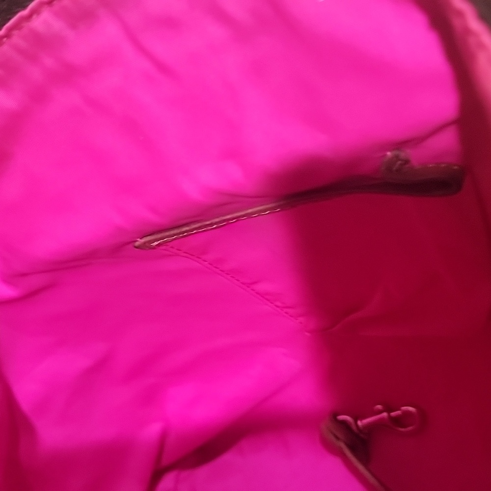 DOONEY & BOURKE RED NYLON SATCHEL TOTE - Picture 12 of 12
